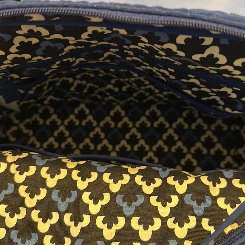 💕🌸🌺Vera Bradley Bag Very Nice Navy Blue - Picture 6 of 9